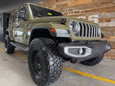 New 2026 Jeep Wrangler Sahara w/ Technology Group image 53