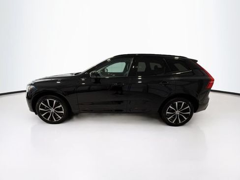Used 2024 Volvo XC60 B5 Plus w/ Protection Package Premier AWD/4WD image 4
