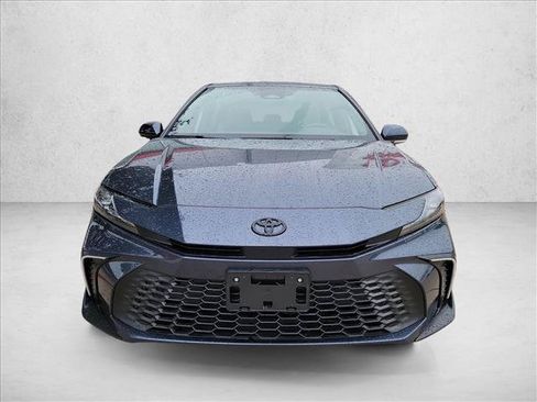 Used 2026 Toyota Camry SE w/ Convenience Package FWD image 2