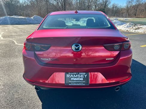 Used 2019 MAZDA MAZDA3 Sedan w/ Preferred Package image 5