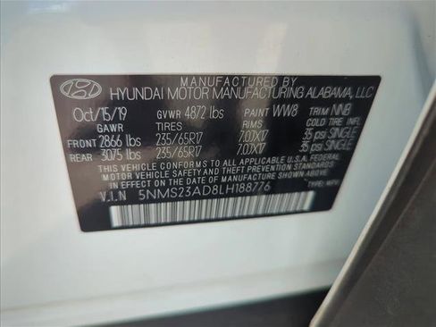 Used 2020 Hyundai Santa Fe SE image 23
