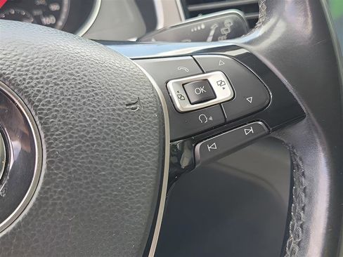 Used 2018 Volkswagen Atlas SEL FWD image 21