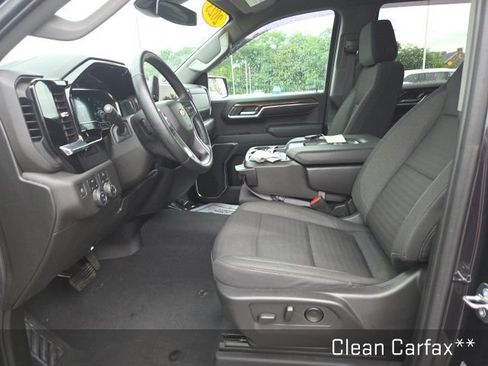 Used 2023 Chevrolet Silverado 1500 LT AWD/4WD image 9