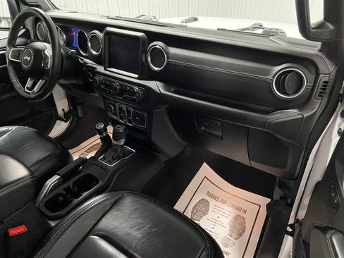 Used 2018 Jeep Wrangler Unlimited Sahara w/ Dual Top Group image 7