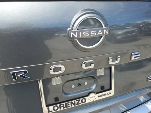 Certified 2023 Nissan Rogue SV image 30