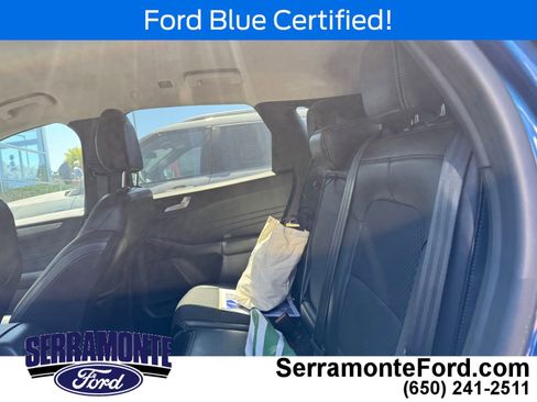 Used 2023 Ford Escape SE FWD image 9