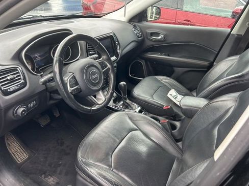 Used 2017 Jeep Compass Limited AWD/4WD image 8