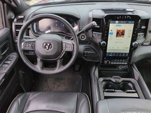 Used 2024 RAM 3500 Limited image 16