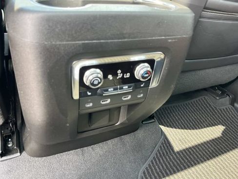 Used 2023 GMC Yukon XL Denali Ultimate AWD/4WD image 23