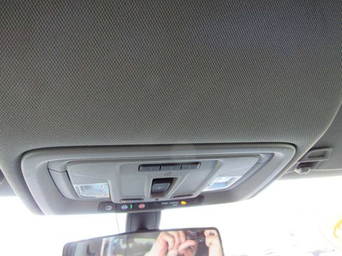 Used 2019 Chevrolet Silverado 1500 LT Trail Boss image 19