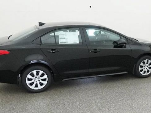 New 2026 Toyota Corolla LE FWD image 19