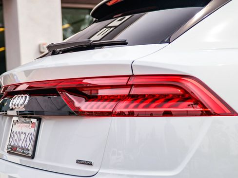 Used 2023 Audi Q8 Premium w/ Convenience Package image 8