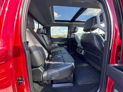 Used 2024 Ford F250 Lariat w/ Lariat Ultimate Package image 33