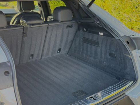 Used 2023 Porsche Cayenne image 31