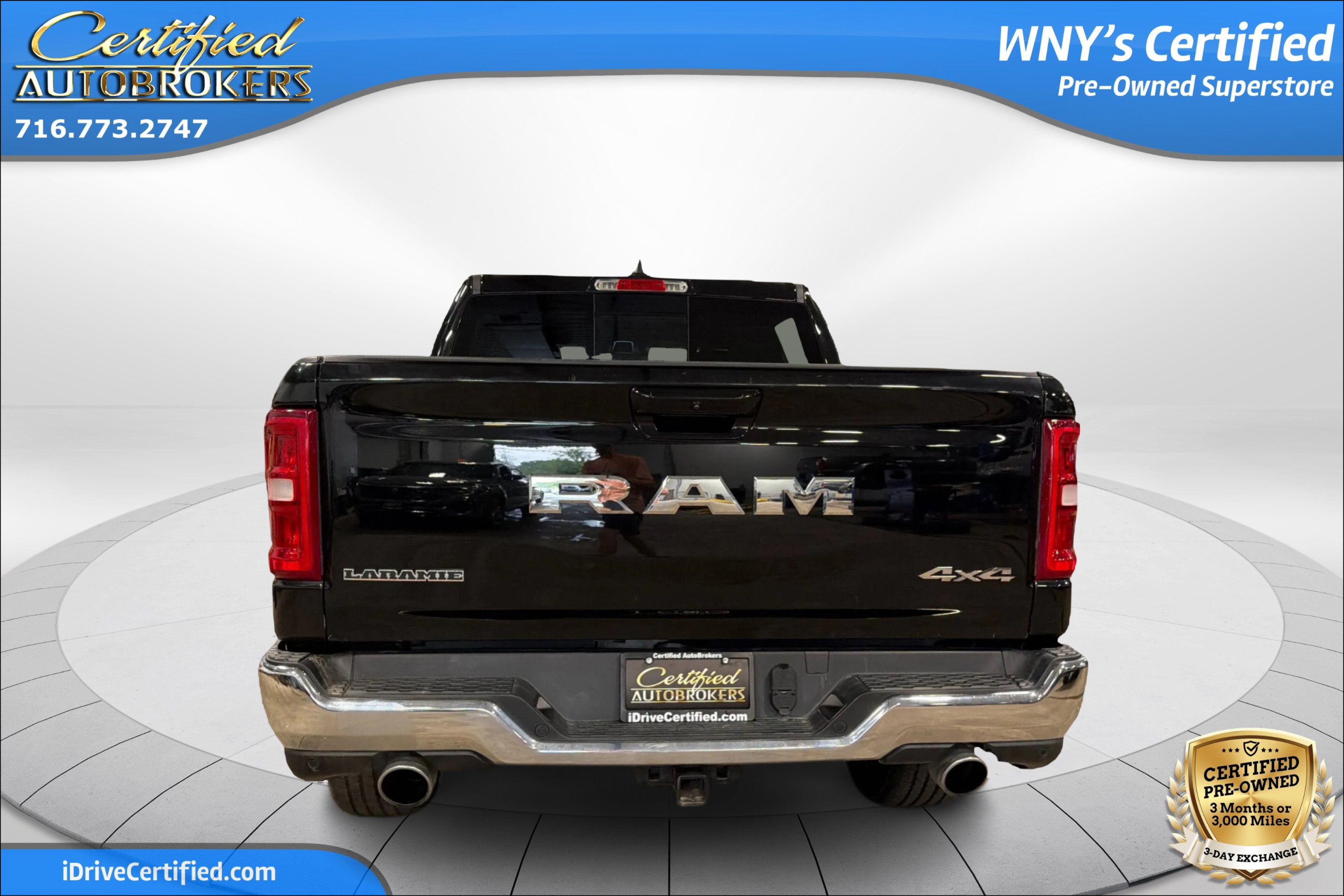 Used 2026 RAM 1500 Laramie AWD/4WD image 7