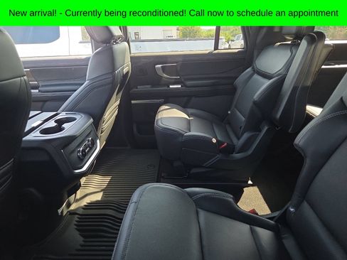 Used 2025 Ford Expedition Max Platinum w/ Stealth Performance Package AWD/4WD image 12