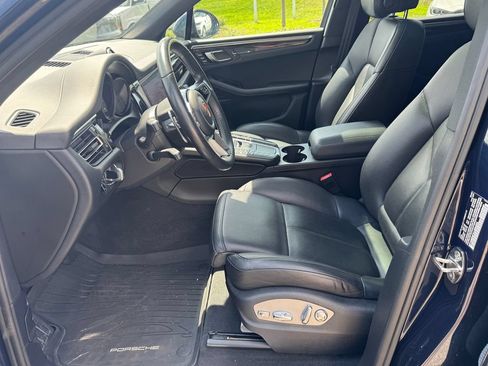 Used 2020 Porsche Macan S AWD/4WD image 25