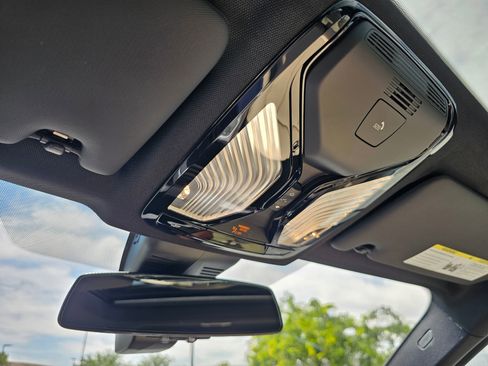 New 2025 BMW 330i xDrive Sedan w/ Premium Package image 26