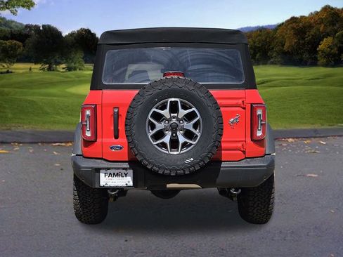 Used 2024 Ford Bronco Badlands AWD/4WD image 5