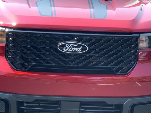Used 2025 Ford Maverick Lariat w/ Black Appearance Package AWD/4WD image 42