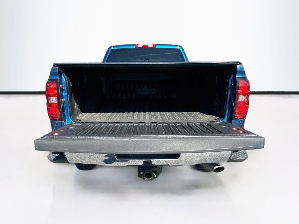 Used 2018 Chevrolet Silverado 2500 LT w/ Texas Edition AWD/4WD image 29