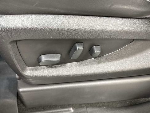 Used 2018 GMC Yukon Denali w/ Denali Ultimate Package image 14