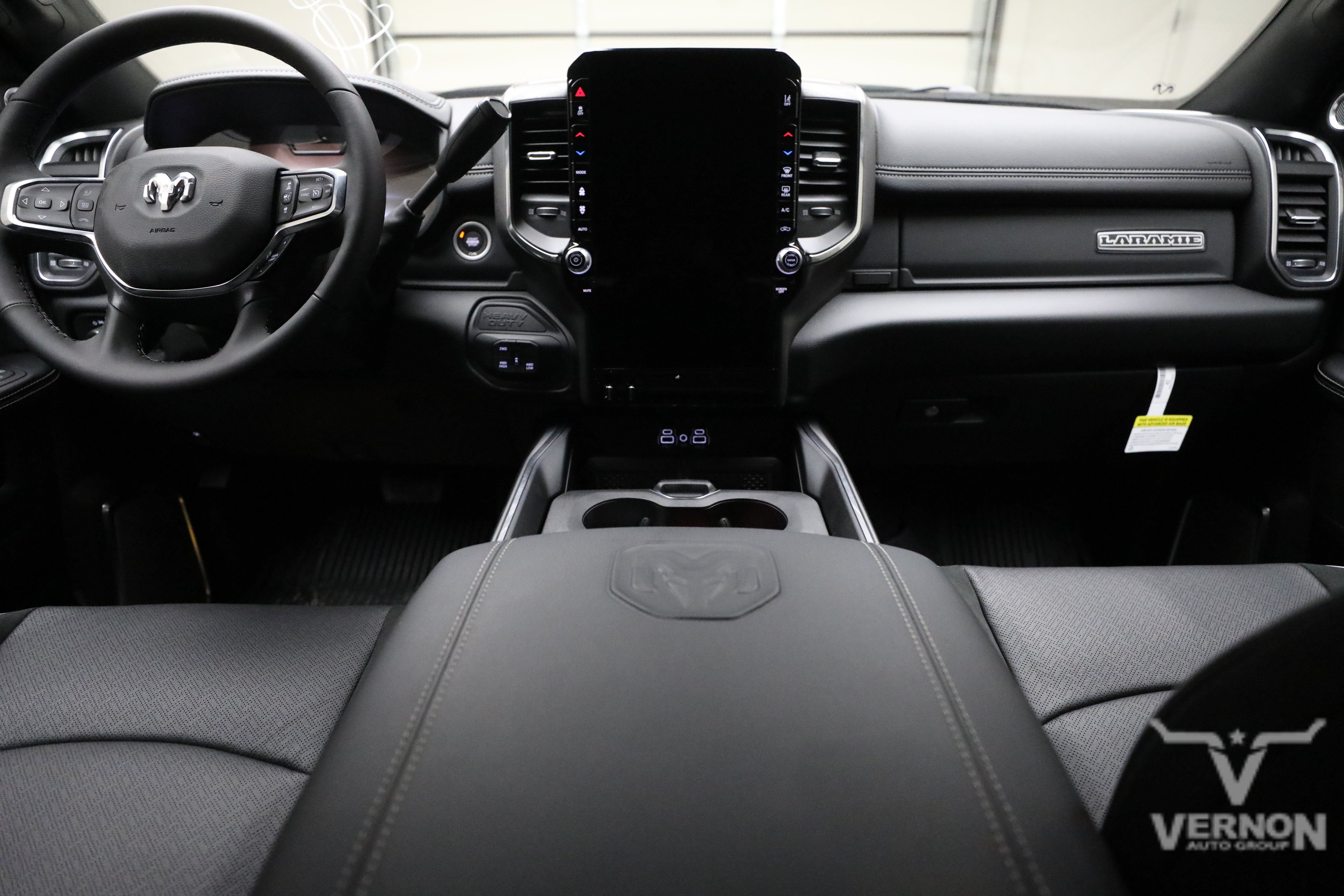 New 2026 RAM 3500 Laramie AWD/4WD image 13