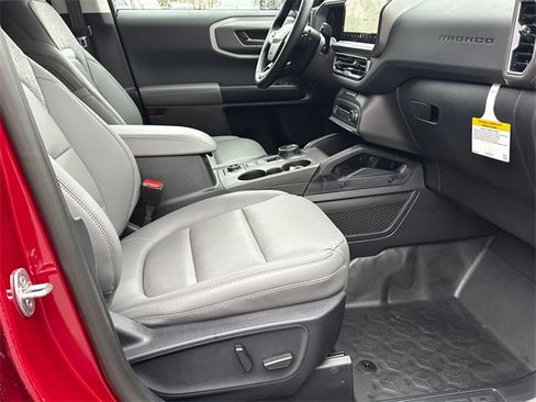 New 2025 Ford Bronco Sport Badlands image 13