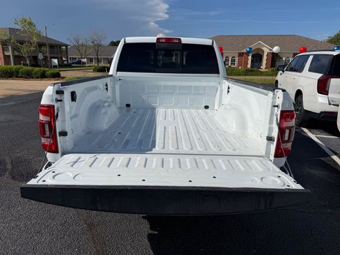 Used 2024 RAM 2500 Laramie AWD/4WD image 8