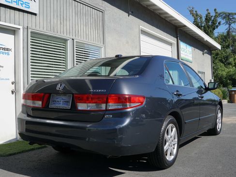 Used 2004 Honda Accord EX image 23