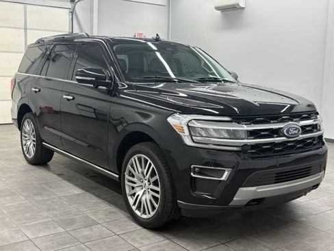 Used 2023 Ford Expedition Limited AWD/4WD image 1