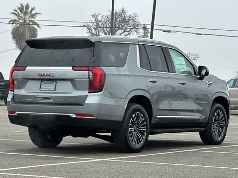 New 2026 GMC Yukon Elevation image 5