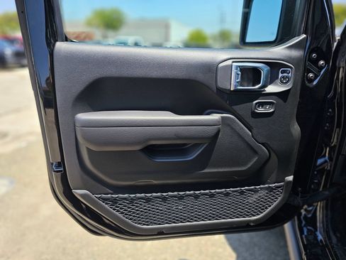 New 2026 Jeep Wrangler Willys AWD/4WD image 21