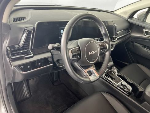 Used 2024 Kia Sportage EX AWD/4WD image 10