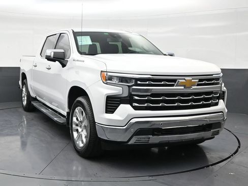 Used 2023 Chevrolet Silverado 1500 LTZ RWD image 7