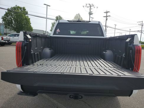 New 2026 Toyota Tundra SR5 AWD/4WD image 8