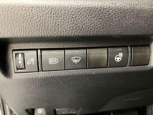 Used 2020 Toyota RAV4 XLE w/ XLE Grade Weather Package AWD/4WD image 41