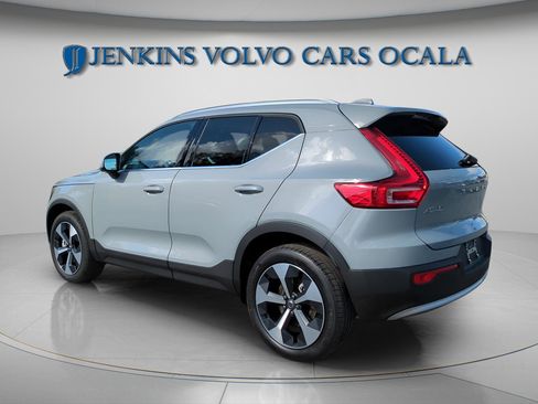 New 2025 Volvo XC40 B5 Core w/ Protection Package Premier image 5