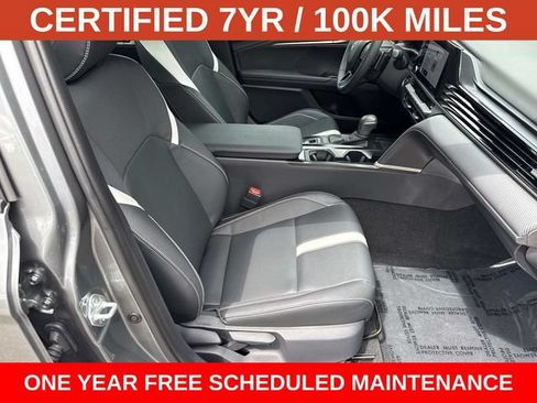 Used 2026 Toyota Camry SE FWD image 9