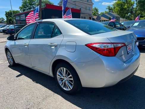 Used 2015 Toyota Corolla LE FWD image 7