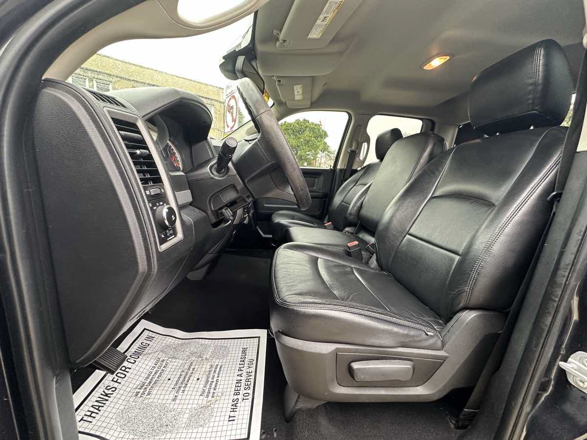 Used 2017 RAM 1500 Express AWD/4WD image 11