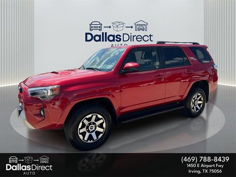 Used 2024 Toyota 4Runner TRD Off-Road image 2