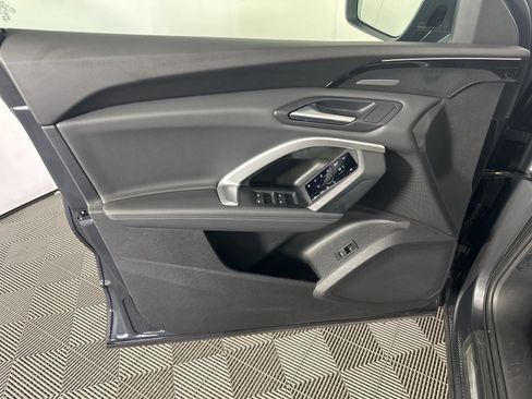 Certified 2025 Audi Q5 Premium Plus w/ Premium Plus image 17