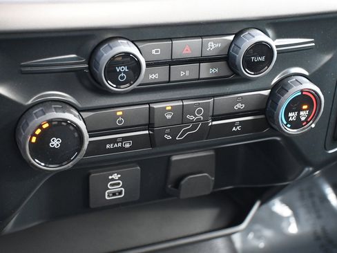 New 2025 Ford F150 XL w/ Equipment Group 103A High image 23