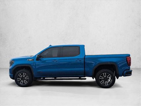 Used 2023 GMC Sierra 1500 AT4 w/ AT4 Preferred Package AWD/4WD image 8