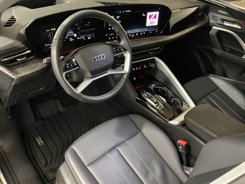 Used 2025 Audi Q5 Premium Plus w/ Premium Plus image 19