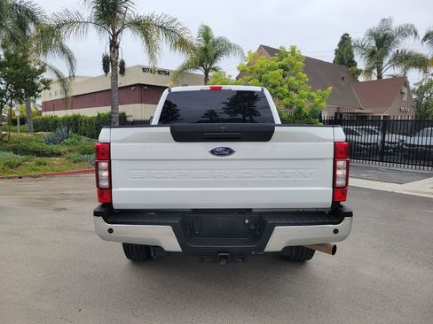 Used 2021 Ford F250 XLT AWD/4WD image 3