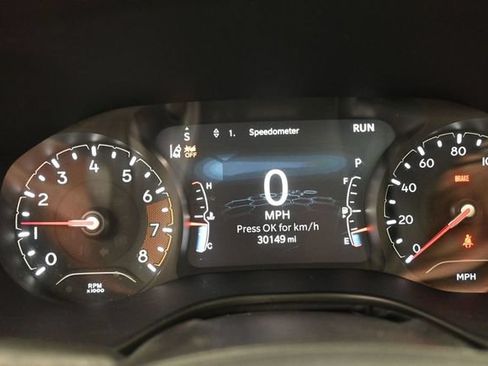 Used 2023 Jeep Compass Limited w/ Sun and Sound Group AWD/4WD image 9