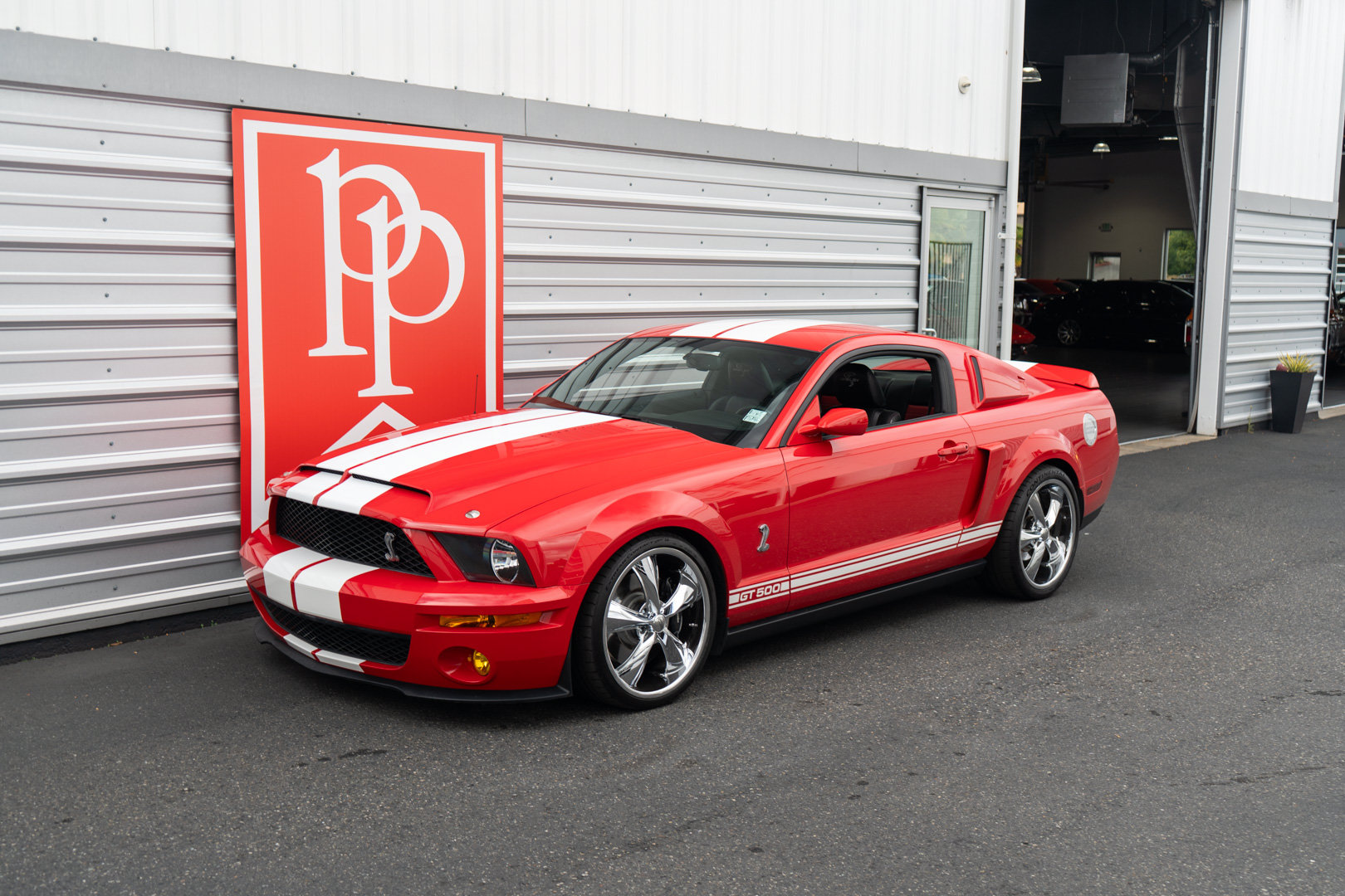 Used 2007 Ford Mustang Shelby GT500 RWD image 41