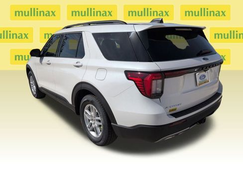 New 2026 Ford Explorer Active w/ Active Comfort Package image 9